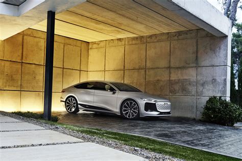 Audi A6 e tron Concept - Car Body Design