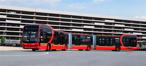 BYD looks ahead with long, pure electric bus - Chinadaily.com.cn