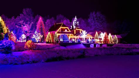 Christmas Lights Snow Wallpapers - Top Free Christmas Lights Snow ...