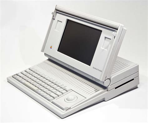 Today in Apple history: Macintosh Portable, first mobile Mac, arrives