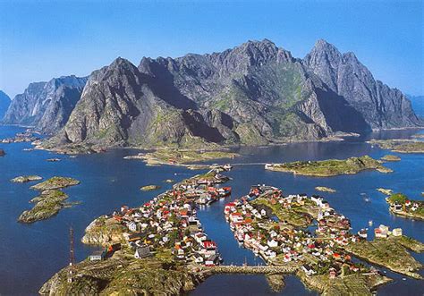 Henningsvær - Fischerdorf auf den Lofoten - Norwegenstube