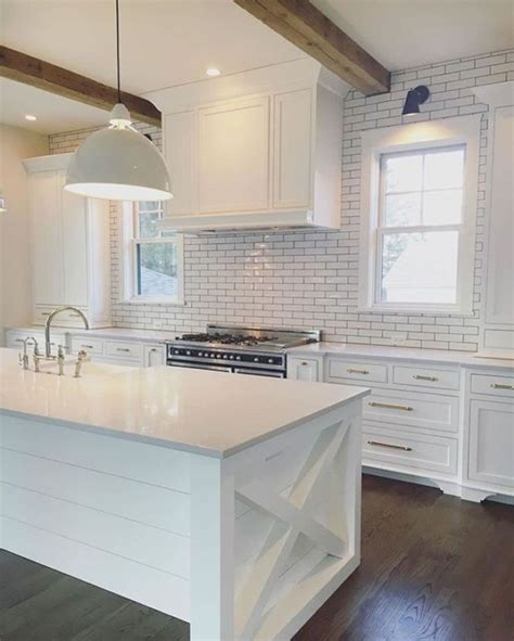 Best Modern Farmhouse Kitchen Backsplash Ideas (72 | Farmhouse kitchen design, Modern farmhouse ...