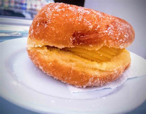 20+ Portuguese cakes and pastries to try before you die – Portugalist