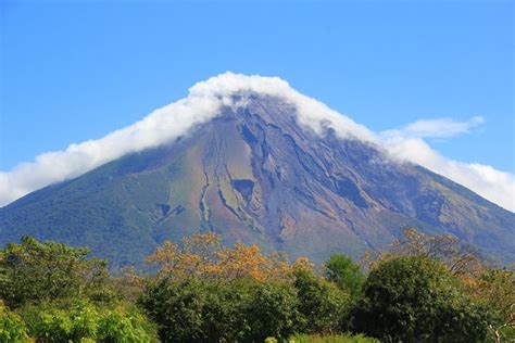 Concepción Volcano Hike at Ometepe Island 2024 - Isla de Ometepe