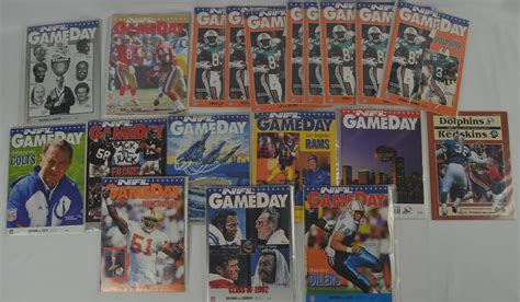 Lot Detail - Miami Dolphins 1993 Game Day Program Collection