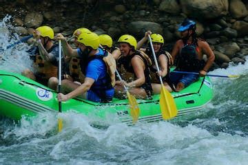 Toro River Rafting - Class III & IV | Costa Rica Descents