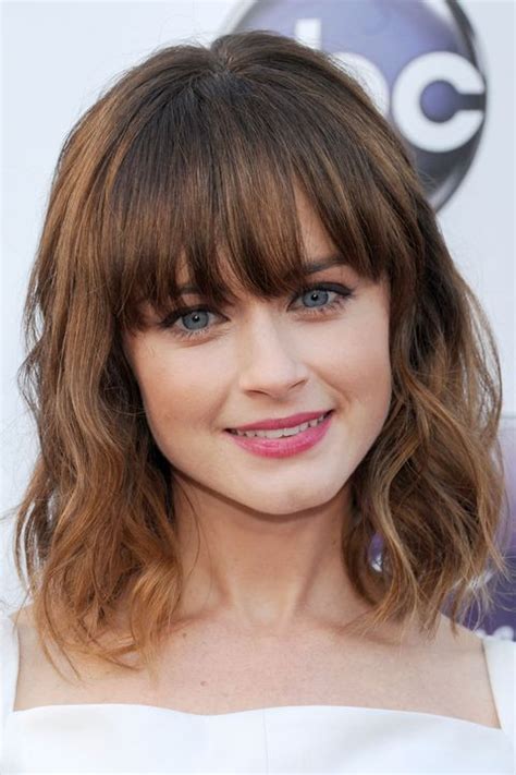 40 Best Hairstyles With Bangs - Photos of Celebrity Haircuts With Bangs