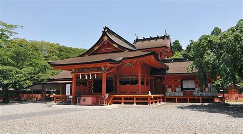 Fujinomiya Travel: Fujisan Sengen Shrine (Fujisan Hongu Sengen Taisha) | Japan travel, Shrine ...