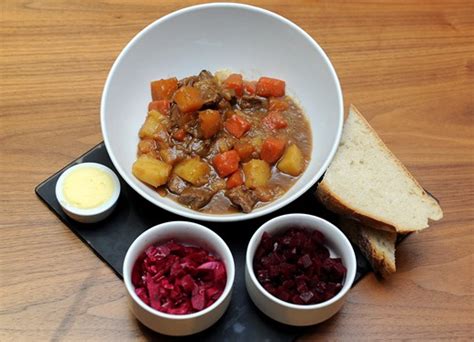 LFC reveals 'world's best' Scouse recipe - Liverpool FC