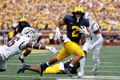 Michigan takes care of business, pummels Western Michigan 47-14 - Maize ...