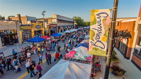 Farmers' Market on Broadway | Downtown Green Bay