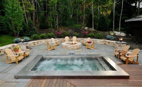 Why Outdoor Jacuzzi Hot Tubs are so Popular | Backyard Design Ideas