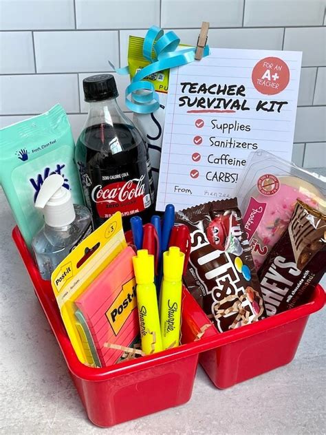 Make a Teacher Survival Kit (Fun Ideas and Printable Gift Tags!)