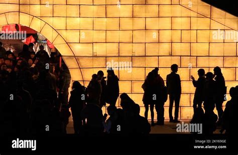 Korean traditional lanterns and spectators in Cheonggyecheon Lantern Festival Stock Video ...