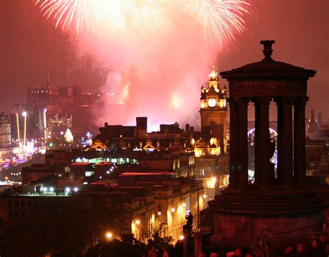 Oh, by the way...: Happy Hogmanay 2012!