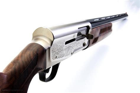 Browning A5 Ultimate Grade III Walnut-Blued 12Ga, 28inch