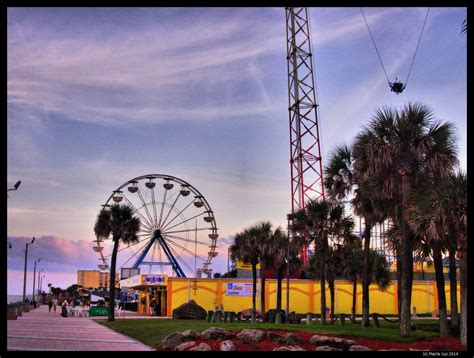 Daytona Beach Boardwalk | Daytona beach boardwalk, Beach boardwalk ...