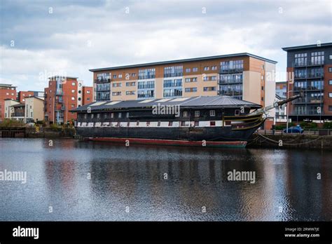 HMS Unicorn - Old ship Dundee Stock Photo - Alamy