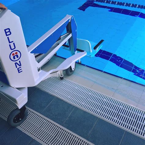 Portable Pool Chair Lift | Mobility Lifts