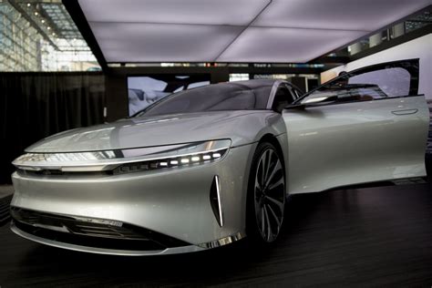 Lucid motors stock - librarygaret