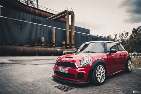 Fond d'écran : Mini Cooper s R56, Mini Challenge, Voitures de course, voiture, usine 5184x3456 ...