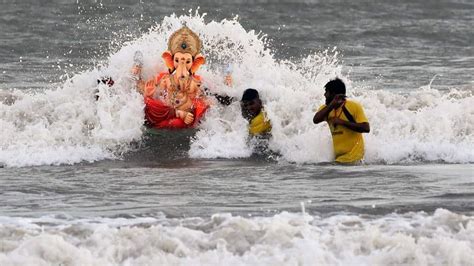 Ganpati Visarjan across India: Devotees bid farewell to Lord Ganesha - In Pics | News | Zee News