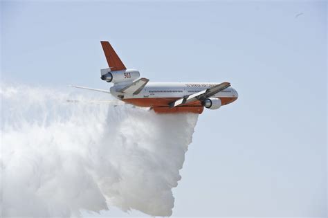 For CICA’s students: Kaman HH-43 Huskie and other aircraft in Fire fighting operations’ images ...