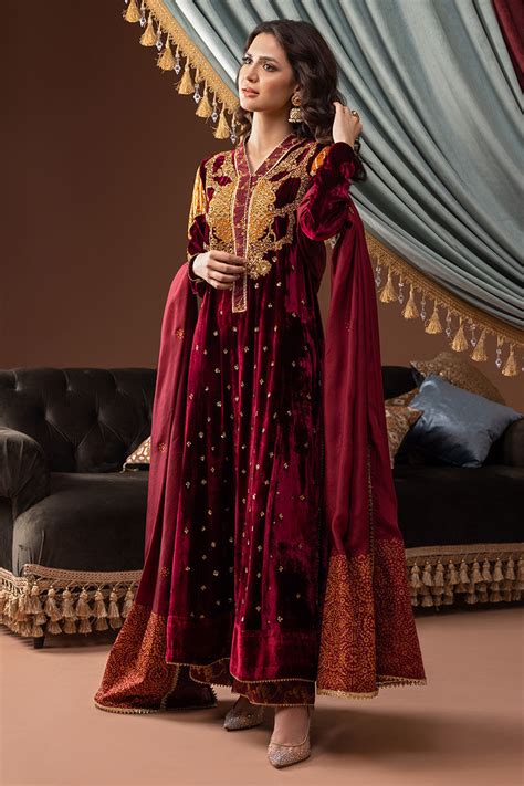 Golden Maroon Salwar Kameez Pakistani Wedding Dresses