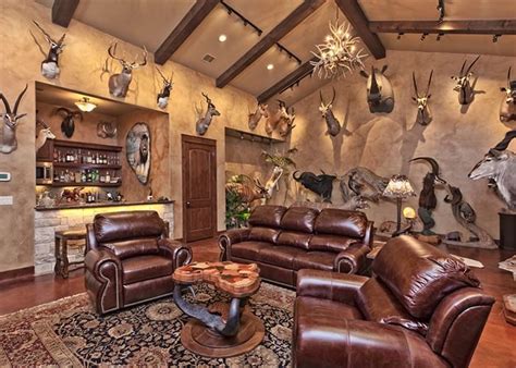 Texas Custom Home Builders - Todd Glowka, Builder Inc. | Hunting room ...