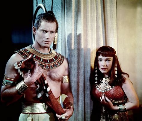 CLASSIC MOVIES: THE TEN COMMANDMENTS (1956)