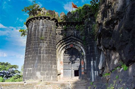 Forts of Maharashtra Archives - Treks and Trails India