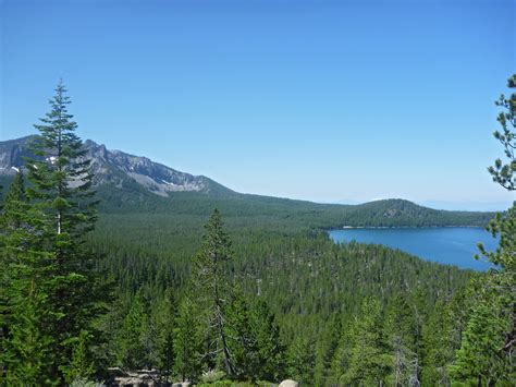 Paulina Lake: Newberry National Volcanic Monument, Oregon