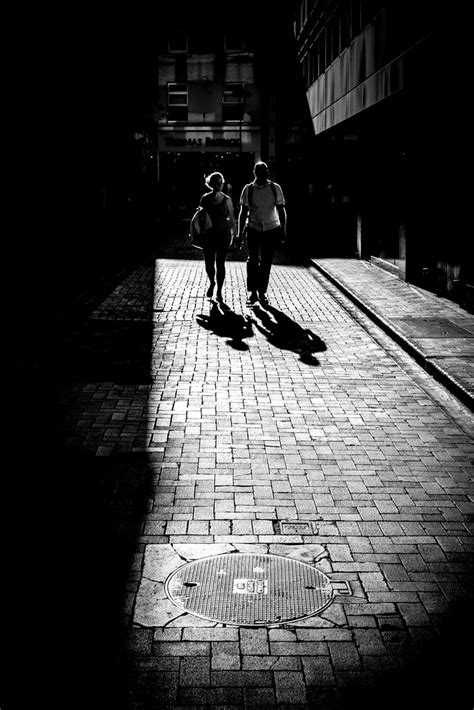 The couple - Dublin, Ireland - Black and white street phot… | Flickr