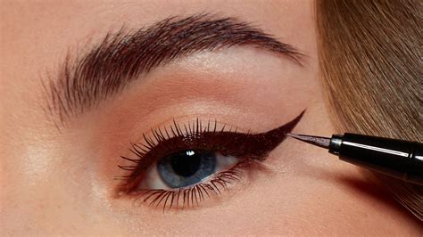 How To Do Your Eyeliner According To Your Eye Shape - Eyeko