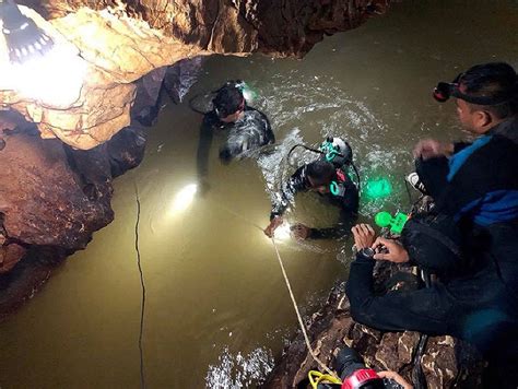 Rescuers save soccer team trapped in Thai cave