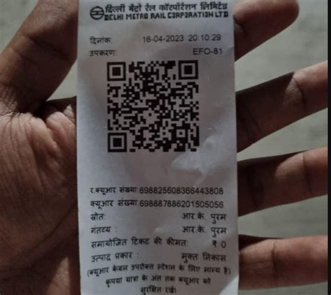 Delhi Metro Introduces Paper QR Codes instead of Tokens, Here's How it Works - Delhi Capital