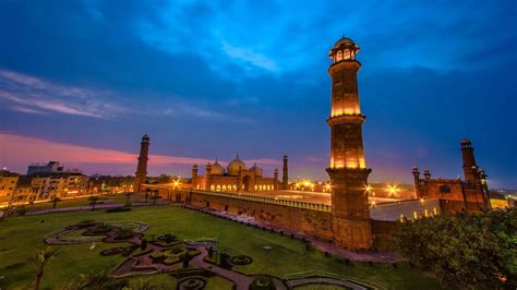 Badshahi Mosque Wallpapers - Wallpaper Cave