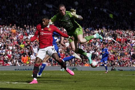 Man United's Marcus Rashford out 'a few games' with injury - Wednesday, April 12, 2023 - CapperTek