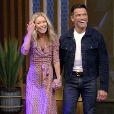 Kelly Ripa welcomes husband Mark Consuelos to 'Live' as new co-host - Good Morning America