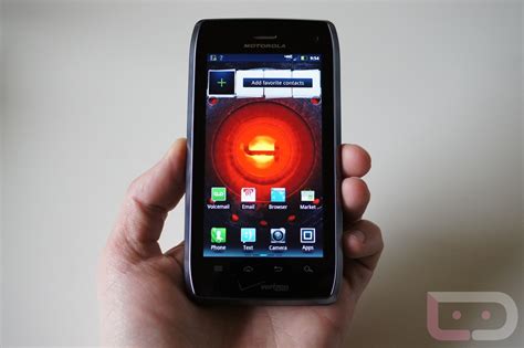 Motorola DROID 4 Unboxing and Quick Hands-on