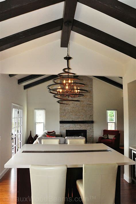 Sloped Ceiling Vaulted Ceiling Lighting Ideas : 20 Vaulted Ceiling Ideas To Steal From Rustic to ...