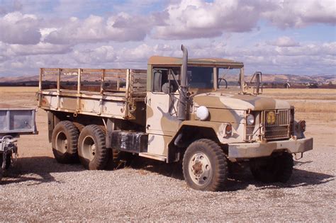 1943 IHC M35 Series M44 Troop Carrier | Estrella Warbird Museum