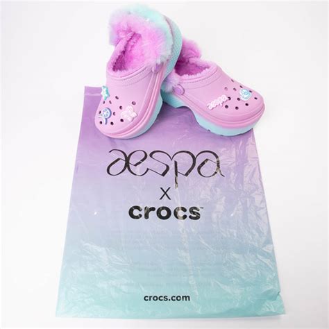 aespa x Crocs Stomp Lined Platform Clog - Multicolor | Journeys