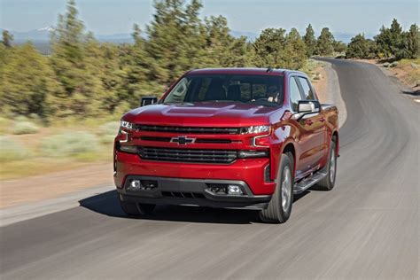 2020 Chevrolet Silverado 1500 Diesel Rated at 33 mpg - Kelley Blue Book