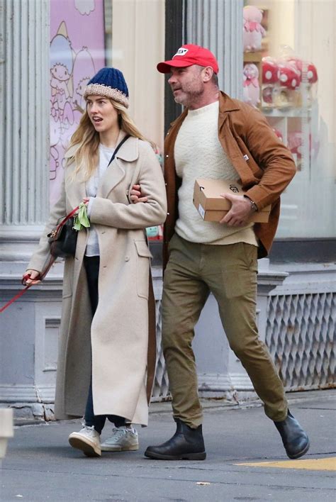 TAYLOR NEISEN and Liev Schreiber Out in New York 03/04/2023 – HawtCelebs