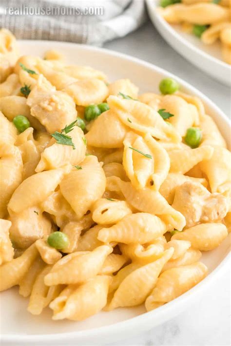 Cheesy Instant Pot Chicken Pasta ⋆ Real Housemoms