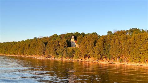 West Islands - Fish Creek Scenic Boat Tours