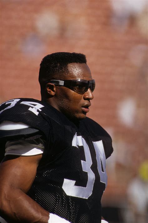 Raiders' Bo Jackson: One of the NFL's Most Explosive and Entertaining ...