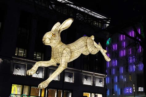 PHOTOS: To Brighten Dreary Winter Nights, A Festival Lights Up London ...