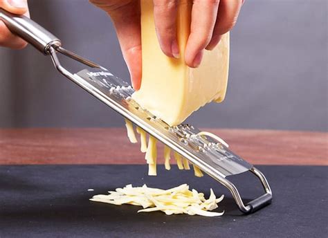 Kitchen hack: The better way to grate cheese | Canadian Living